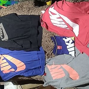5 nike shirts. Collection